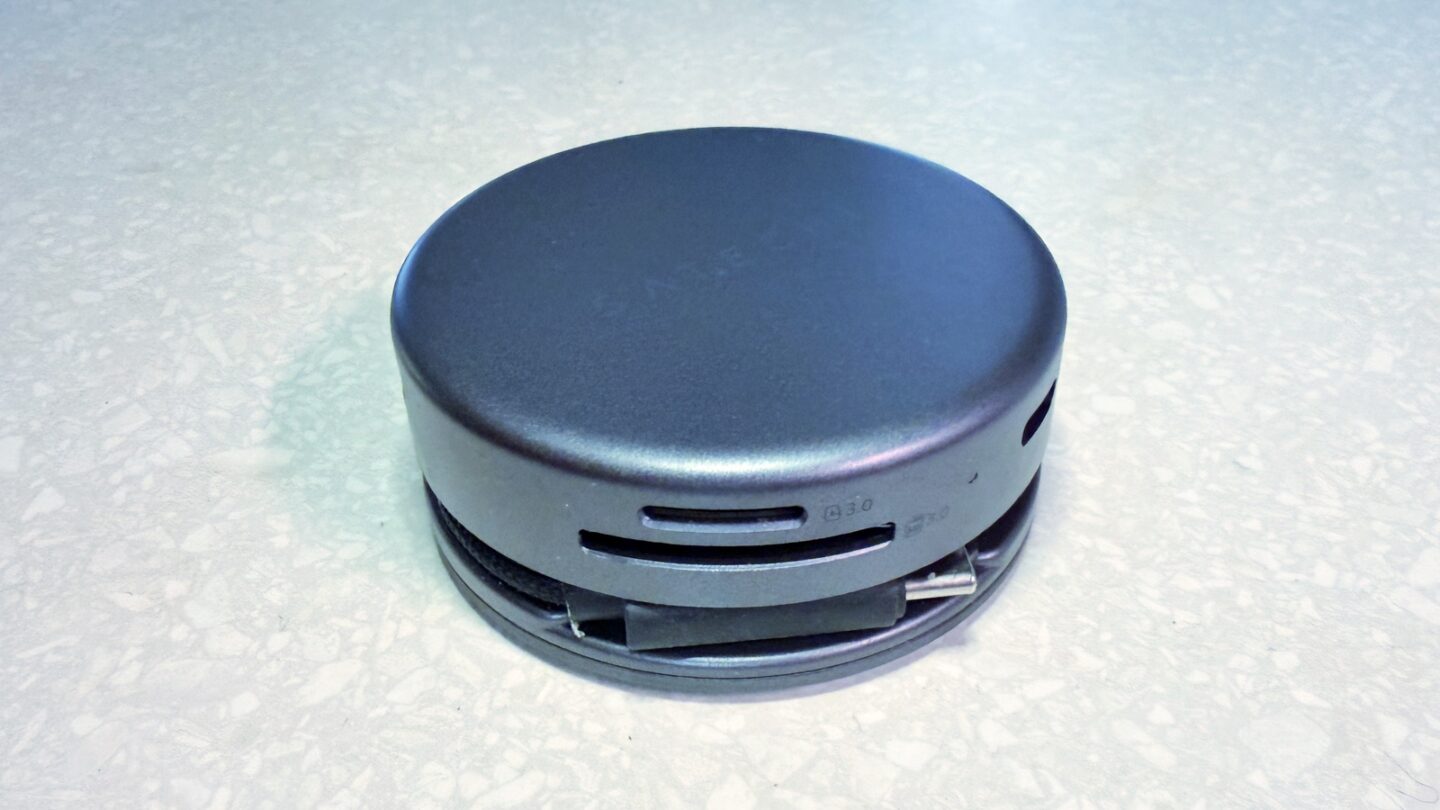 Satechi OntheGo 7-in-1 Multiport Adapter: So portable