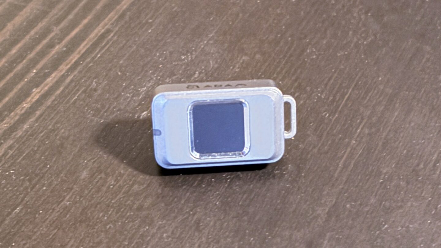 IKlips-S by Adam Elements size Adam Elements iKlips S is so very small.