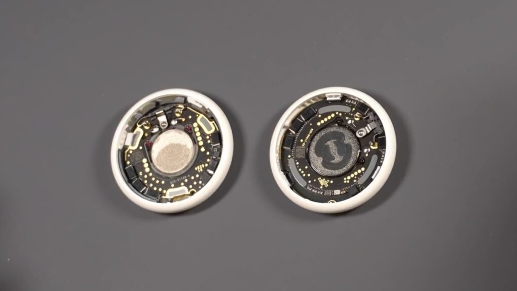 Apple AirTag 1 vs Apple AirTag 2: Internal