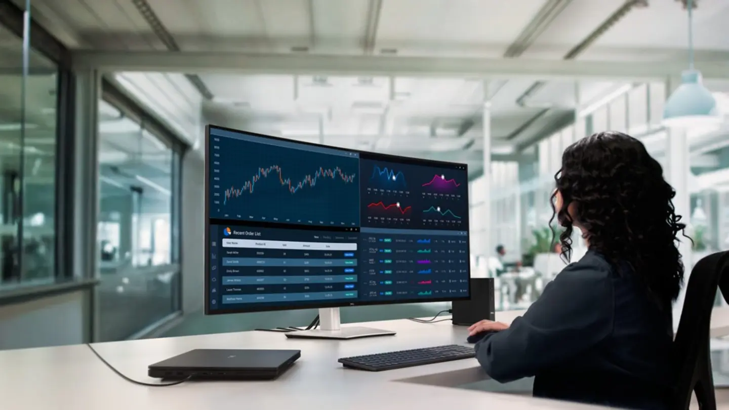 Dell UltraSharp 52 Thunderbolt Hub Monitor