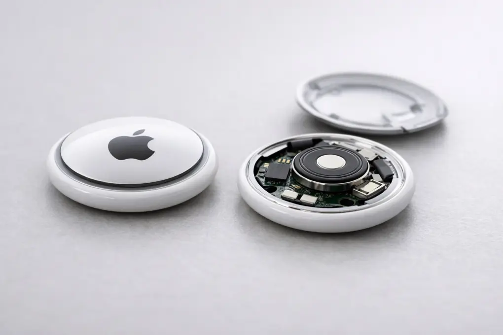 AirTag 2 looks the same but there's a lot different.