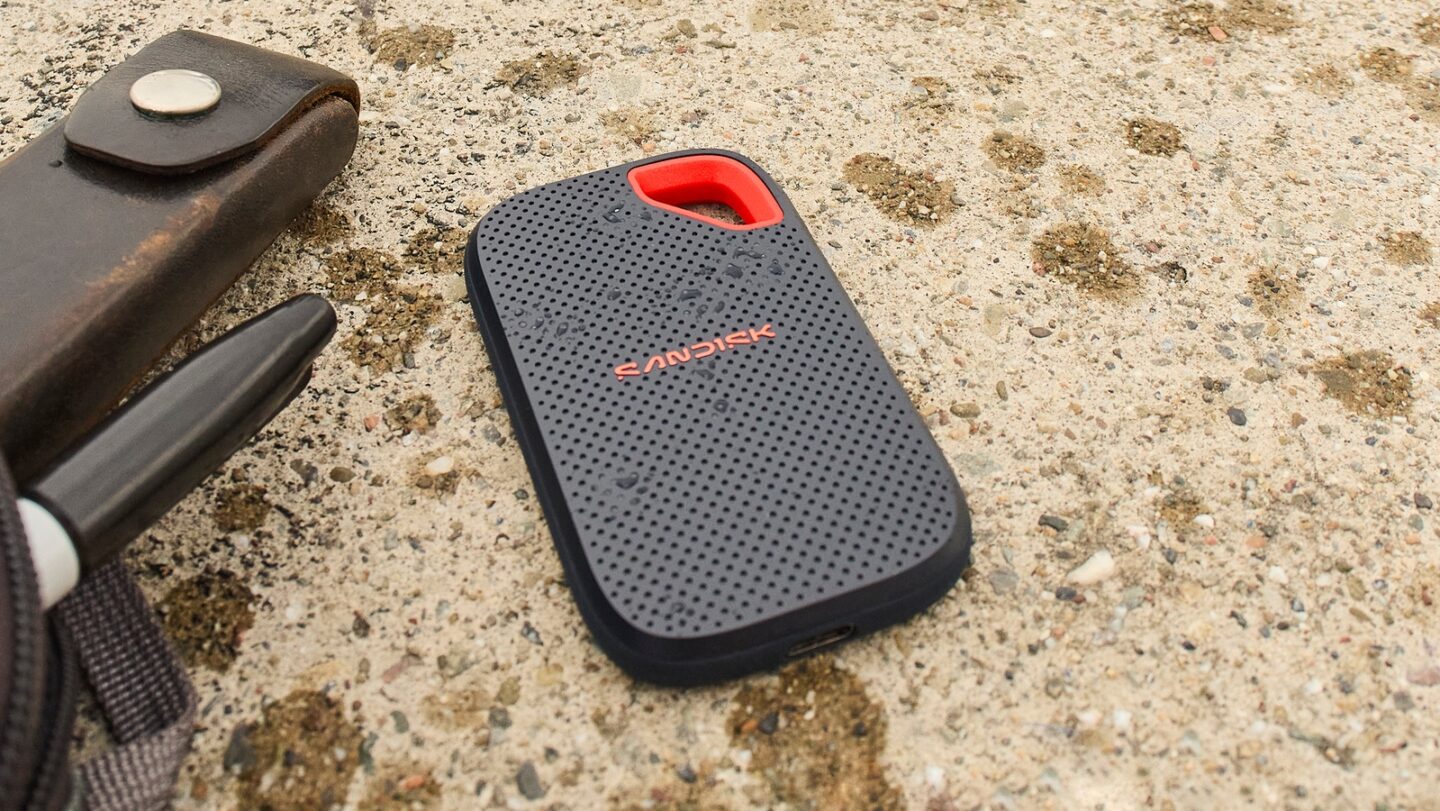 Sandisk Extreme Portable SSD in use