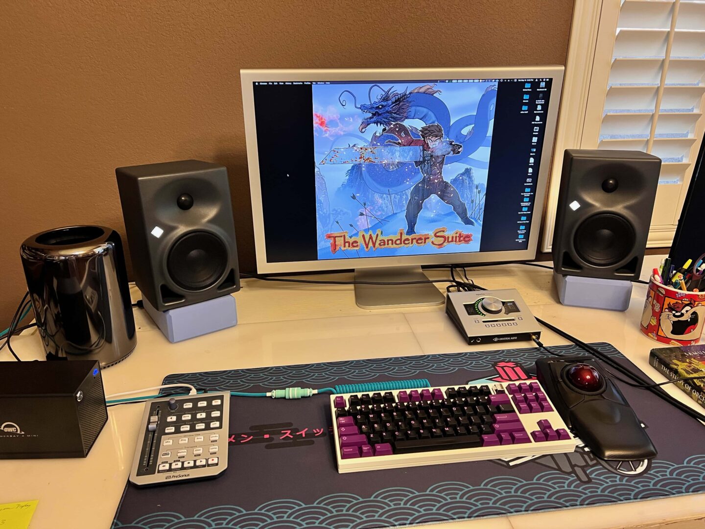 Mac Pro setup with Cinema Display