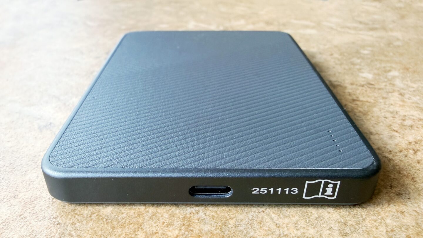 Twelve South PowerCapsule: USB-C port