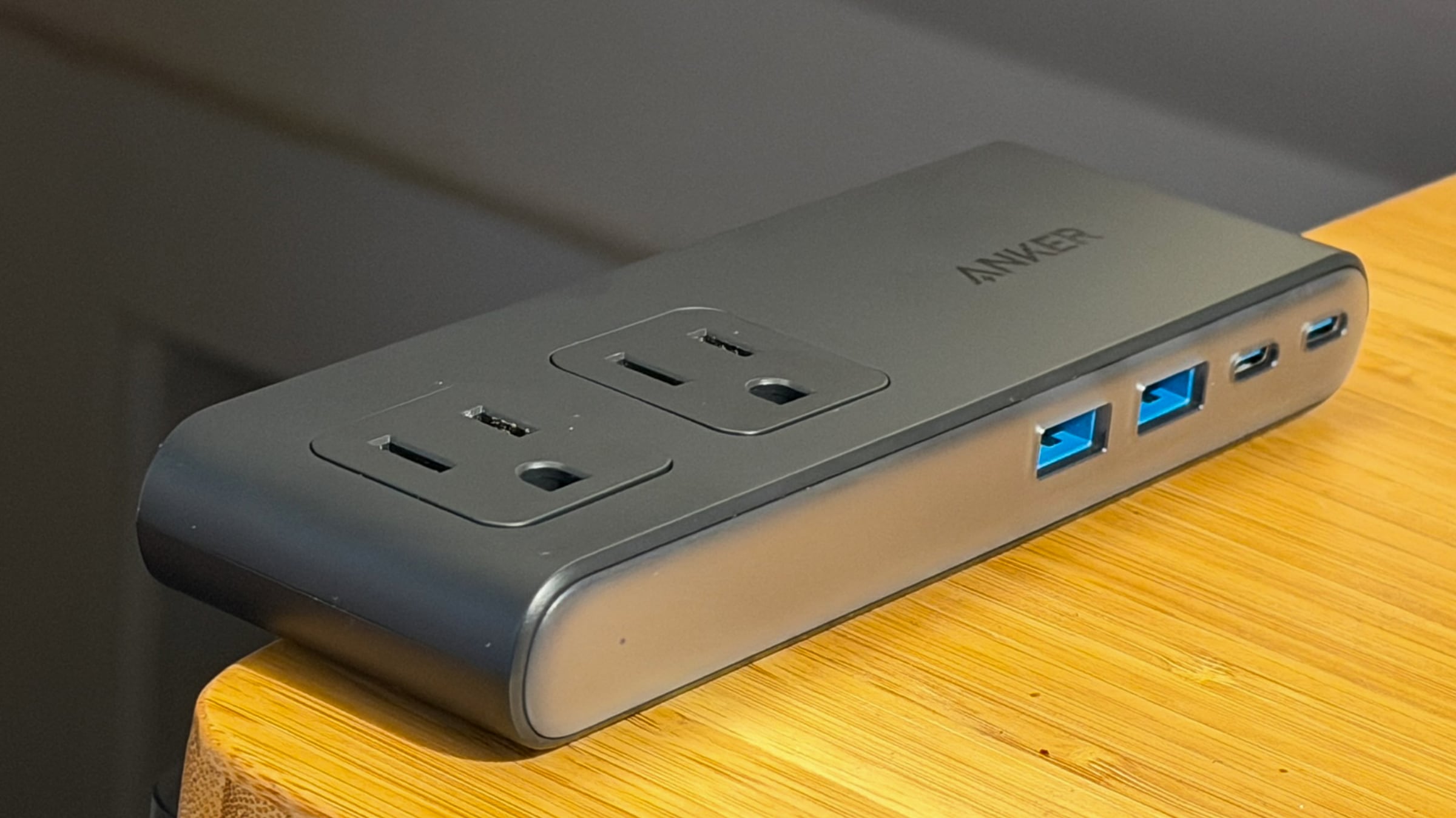Anker Nano Power Strip (10-in-1, 70W, Clamp) review: It's solid