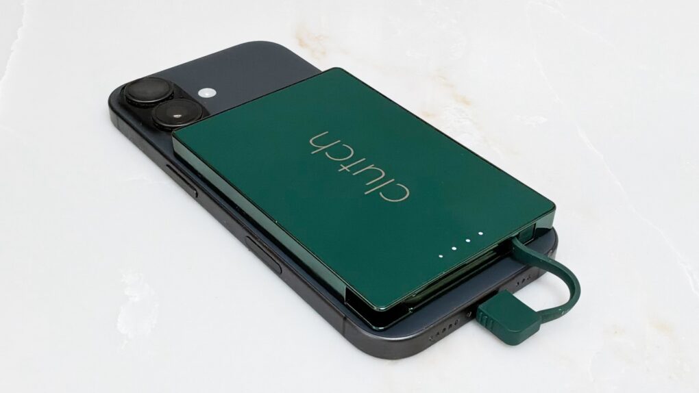Clutch Pro review: Slim power bank without wireless charging