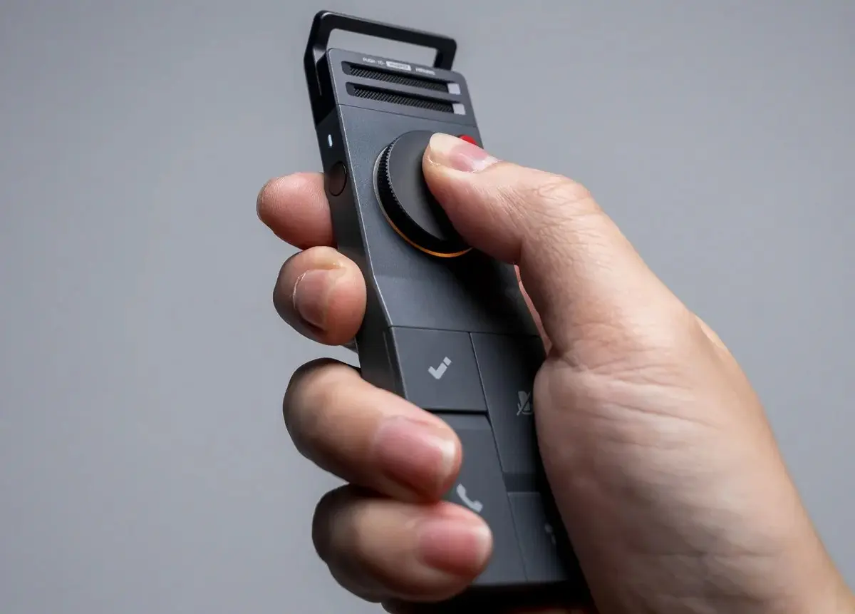 New AI voice recorder captures calls even when you wear AirPods