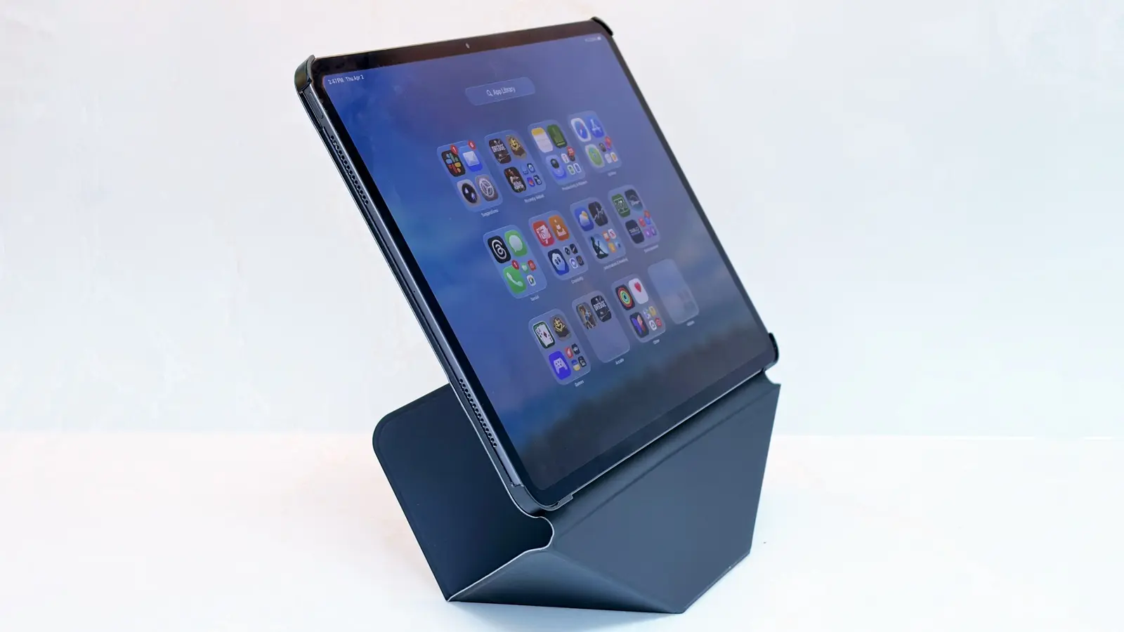 Origami case/stand elevates your iPad for easy viewing [Review] ★★★★☆