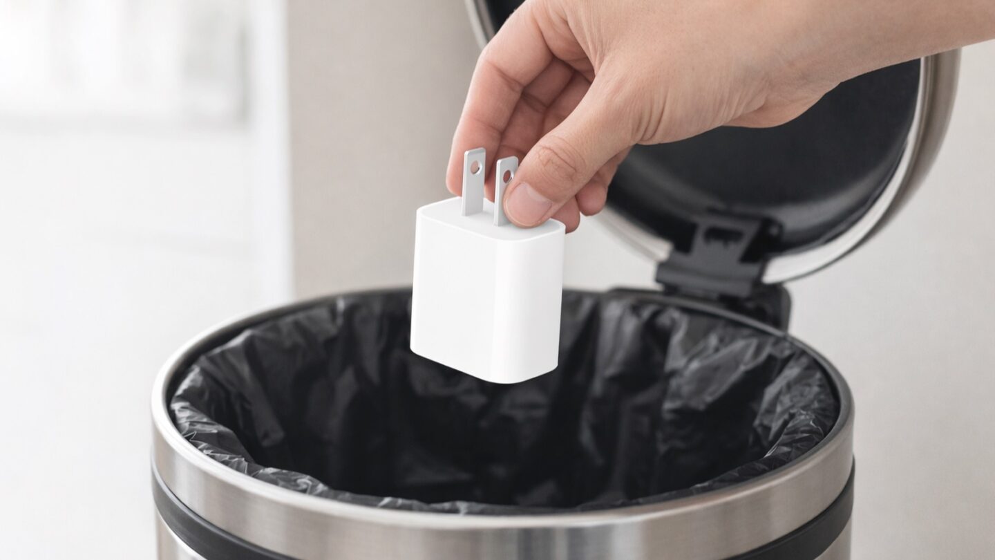 Apple's iPad charger isn't very good