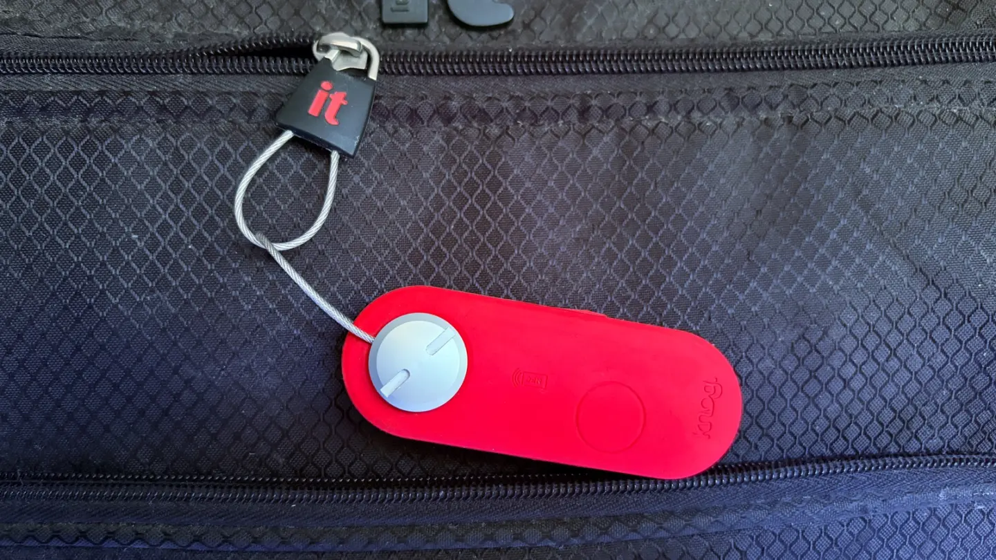 Knog Scout Travel review: The loudest reason to skip Airtags