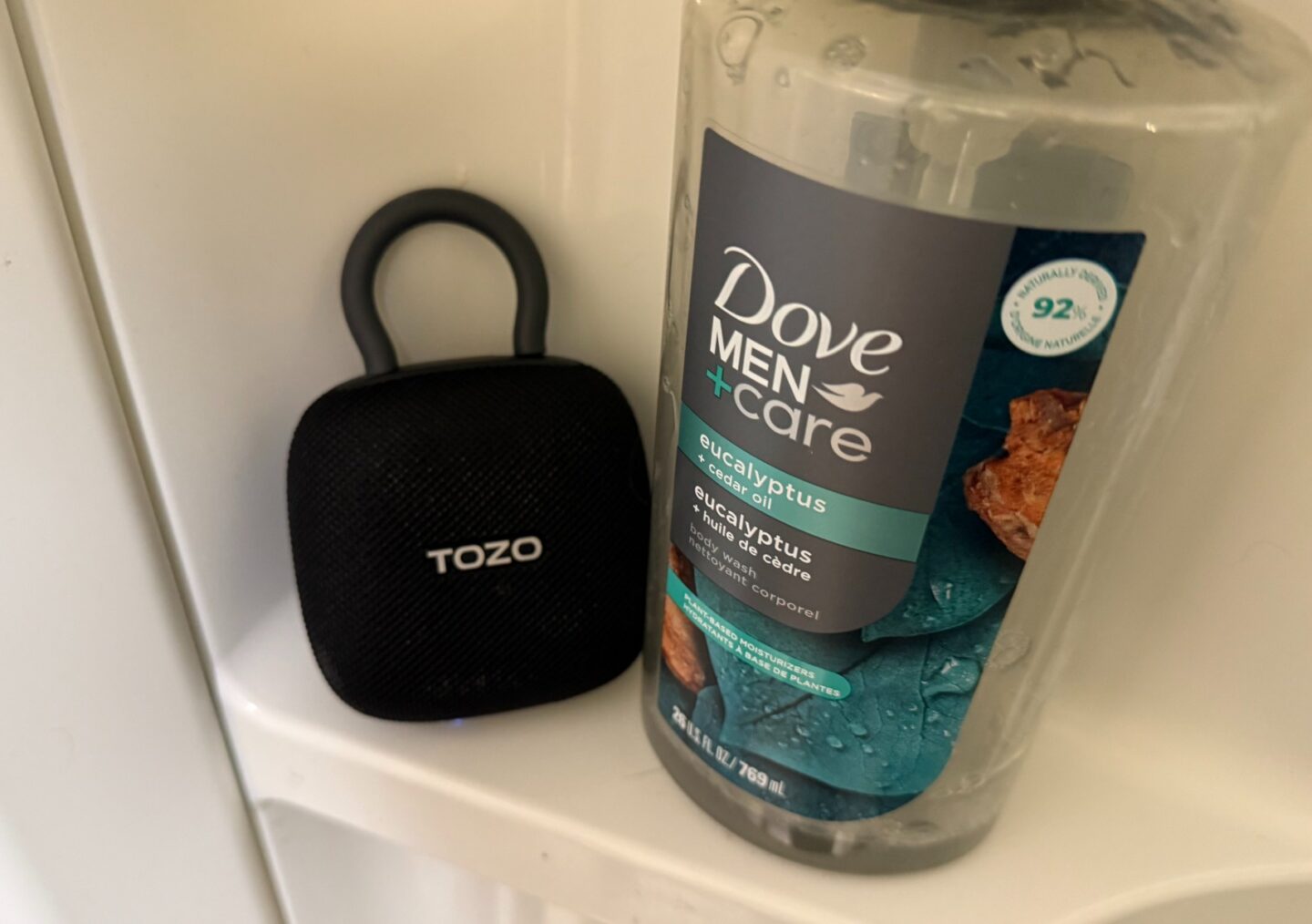 Tozo PE1 speaker in shower Tozo PE1 speaker in shower