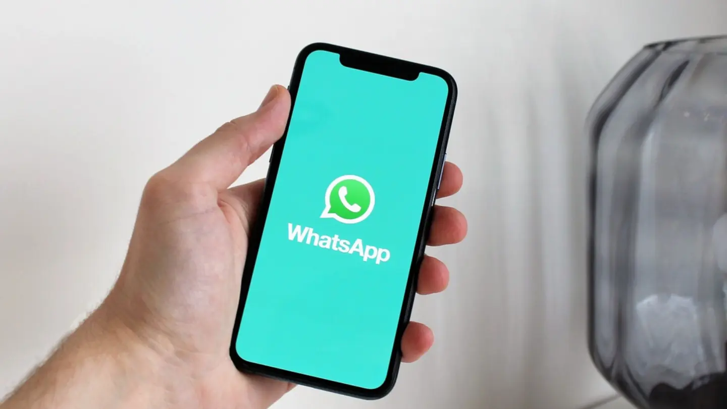A photograph of WhatsApp on a smartphone used in a story about a new disappearing messages option.