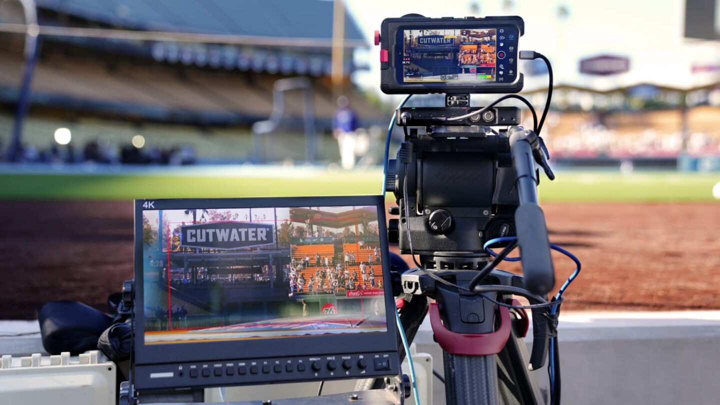 IPhone 17 Pro camera rig for baseball iPhone 17 Pro baseball coverage