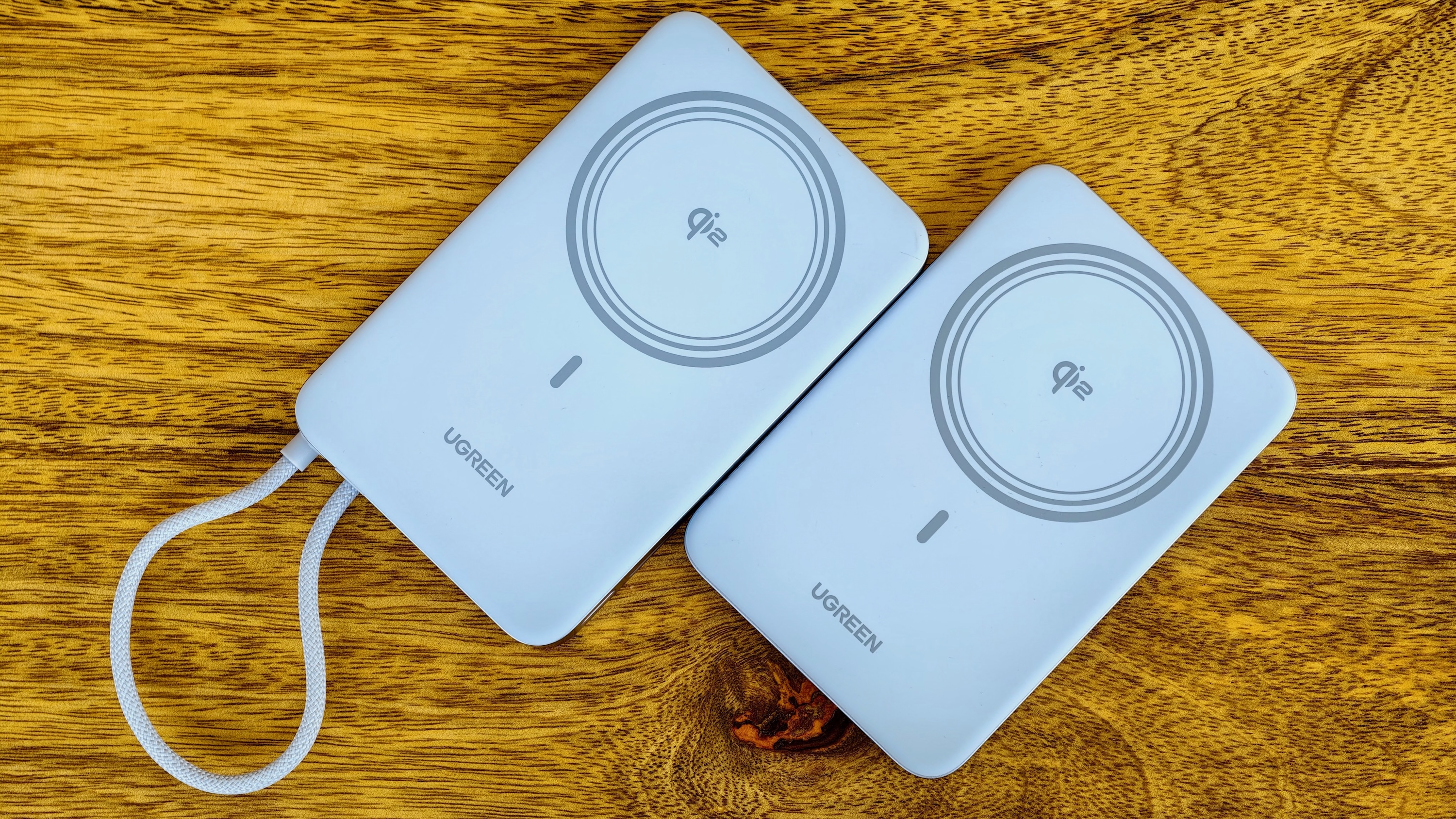 Ugreen MagFlow power banks