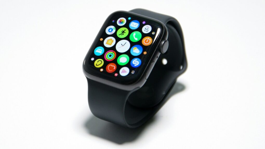 A photo of the Apple Watch used in a story about Apple fixing the Siri timer.