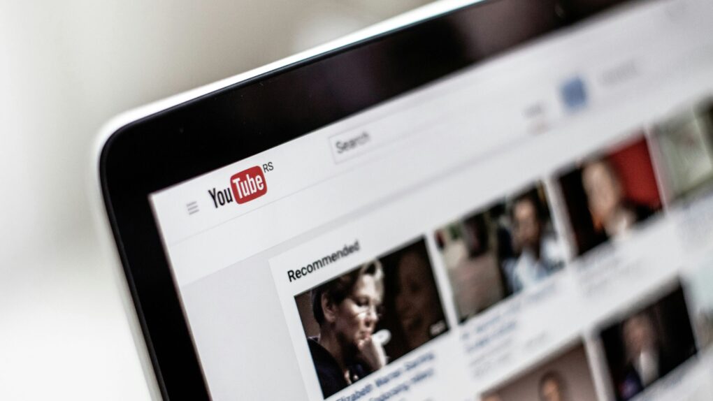 A picture of YouTube used in a story about three youtubers filing lawsuit against Apple.