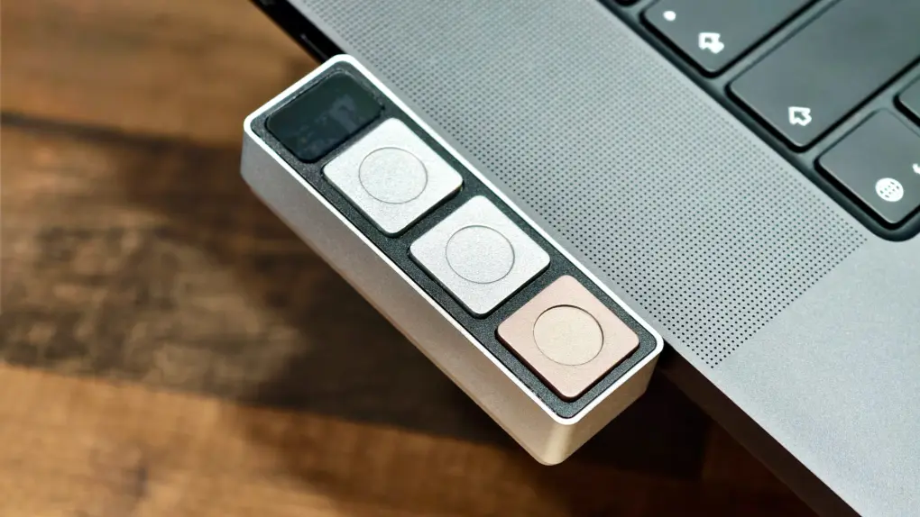 Dune is a context-aware programmable accessory for your Mac.
