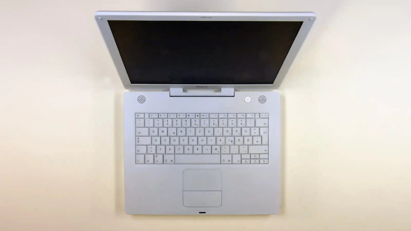 Today in Apple history: The last iBook laptop goes on sale