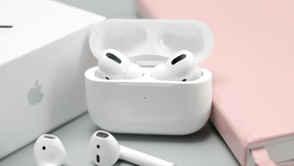 AirPods Pro with cameras are real