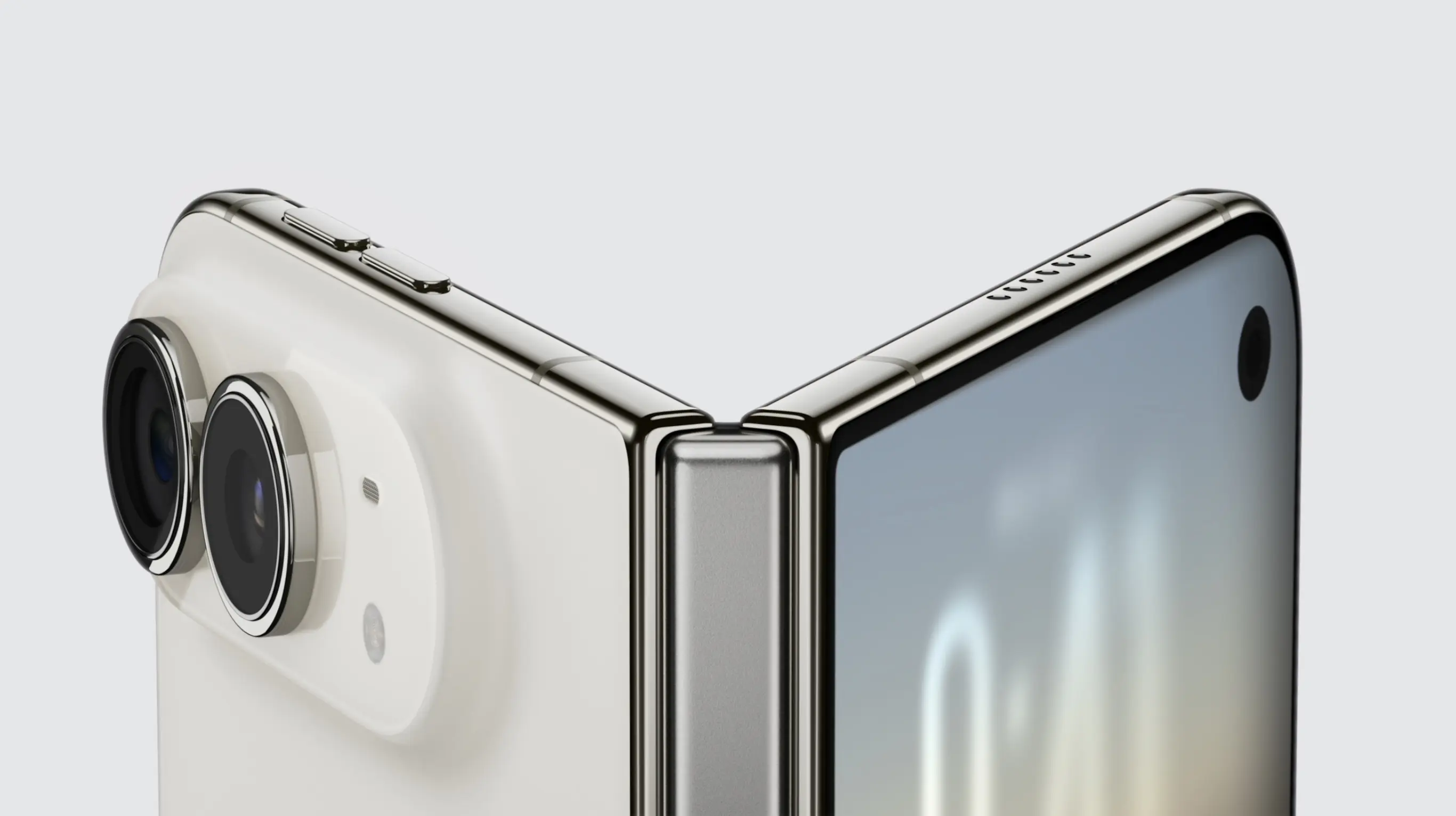 photo of Looks like iPhone Duo avoided the curse of the crease image