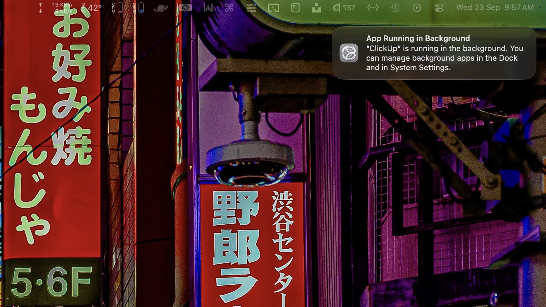 MacOS Golden Gate – App running in the background macOS Golden Gate - App running in the background